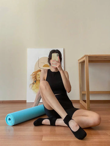 GoWith-black-pilates-socks-women GoWith-black-pilates-socks-women