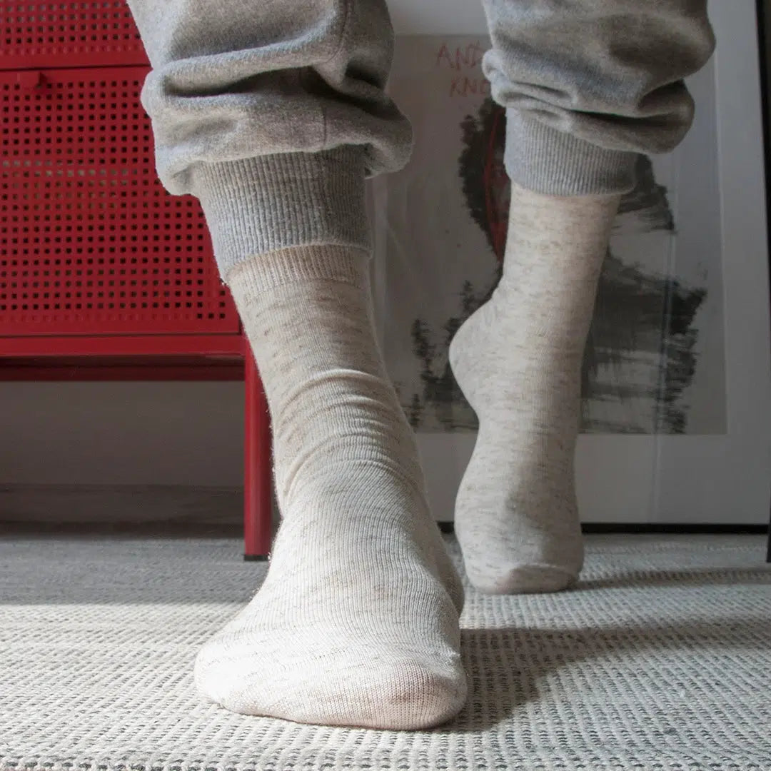 GoWith-men-thin-crew-socks-ecru GoWith-men-thin-crew-socks-ecru