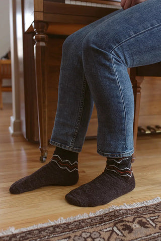GoWith-alpaca-wavy-striped-socks-men