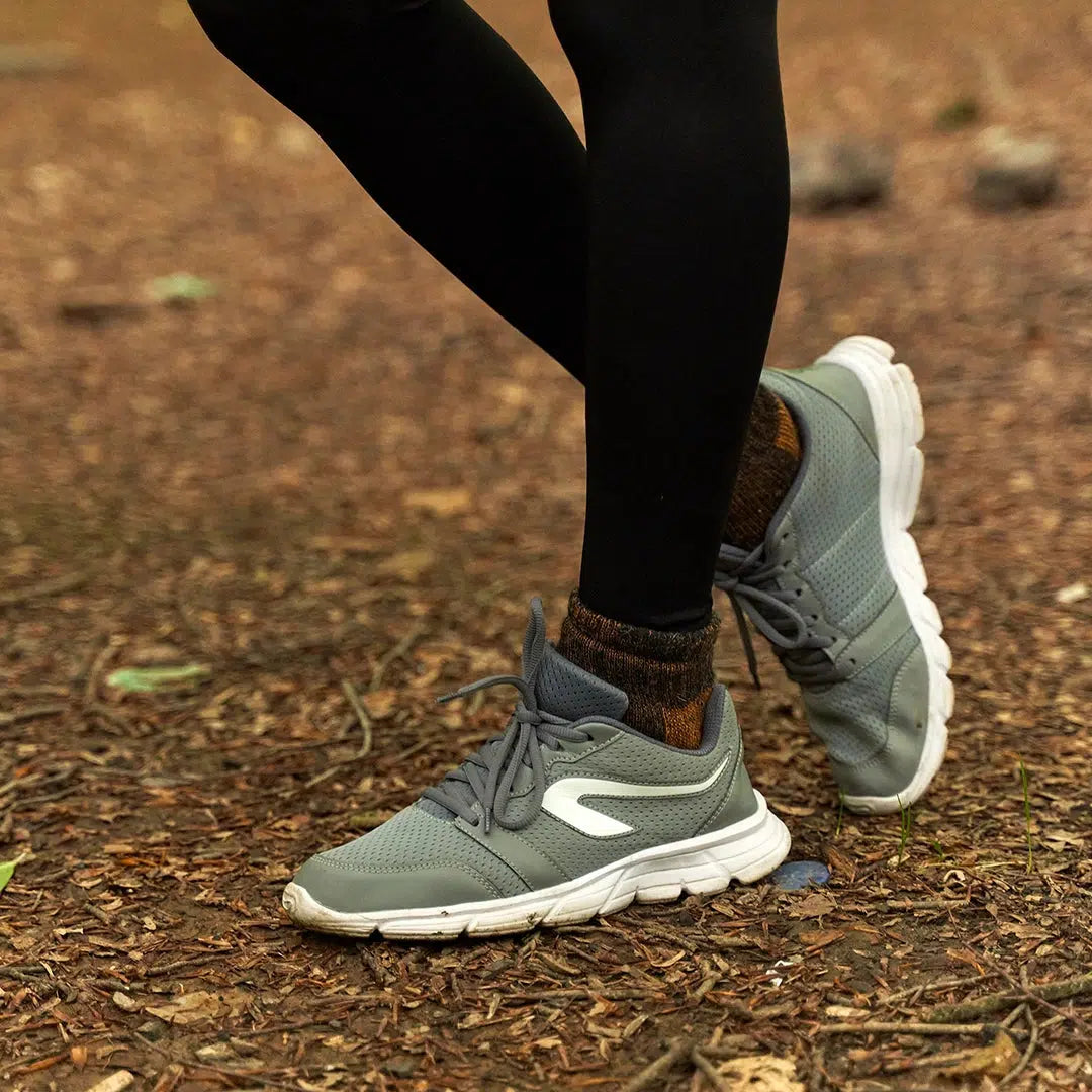 GoWith-ankle-hiking-socks-for-walking