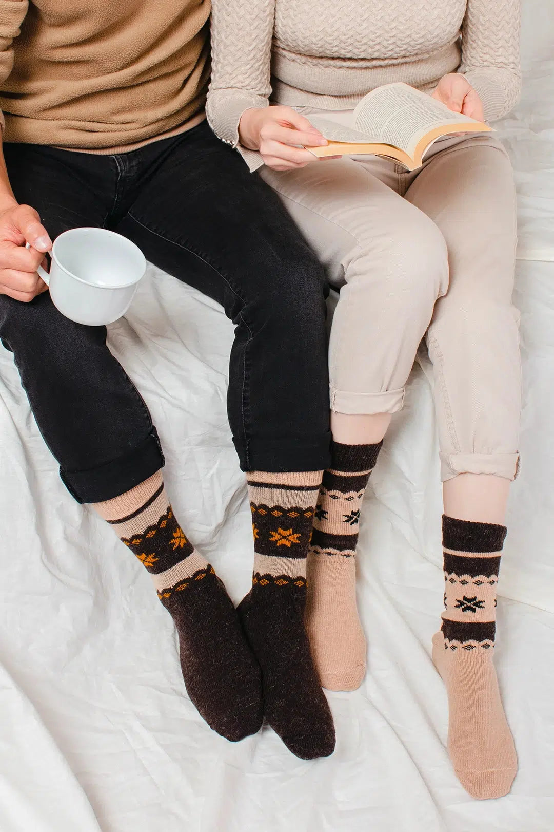 GoWith-cozy-christmas-socks-alpaca-snowflake