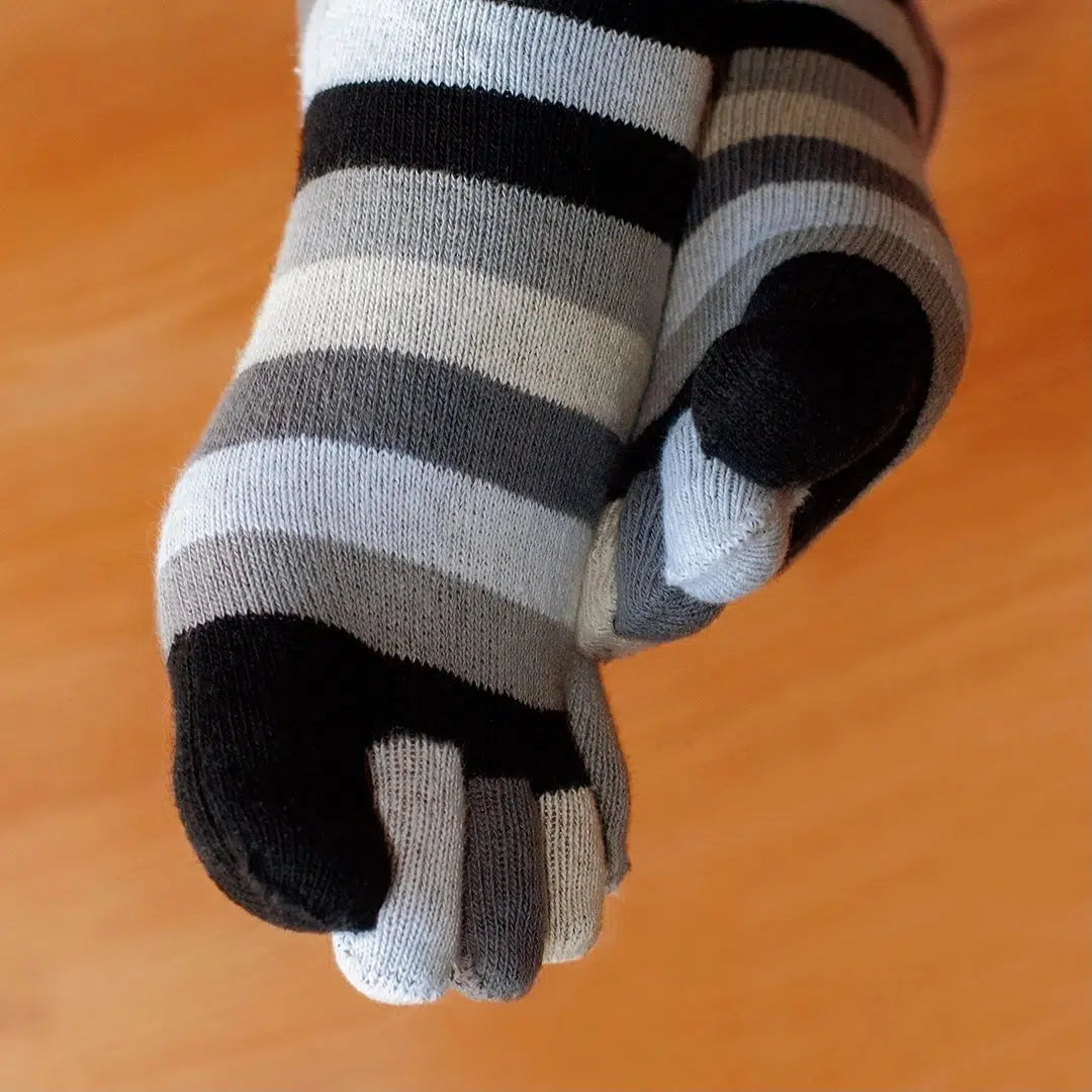 GoWith-fun-toe-socks-women-black