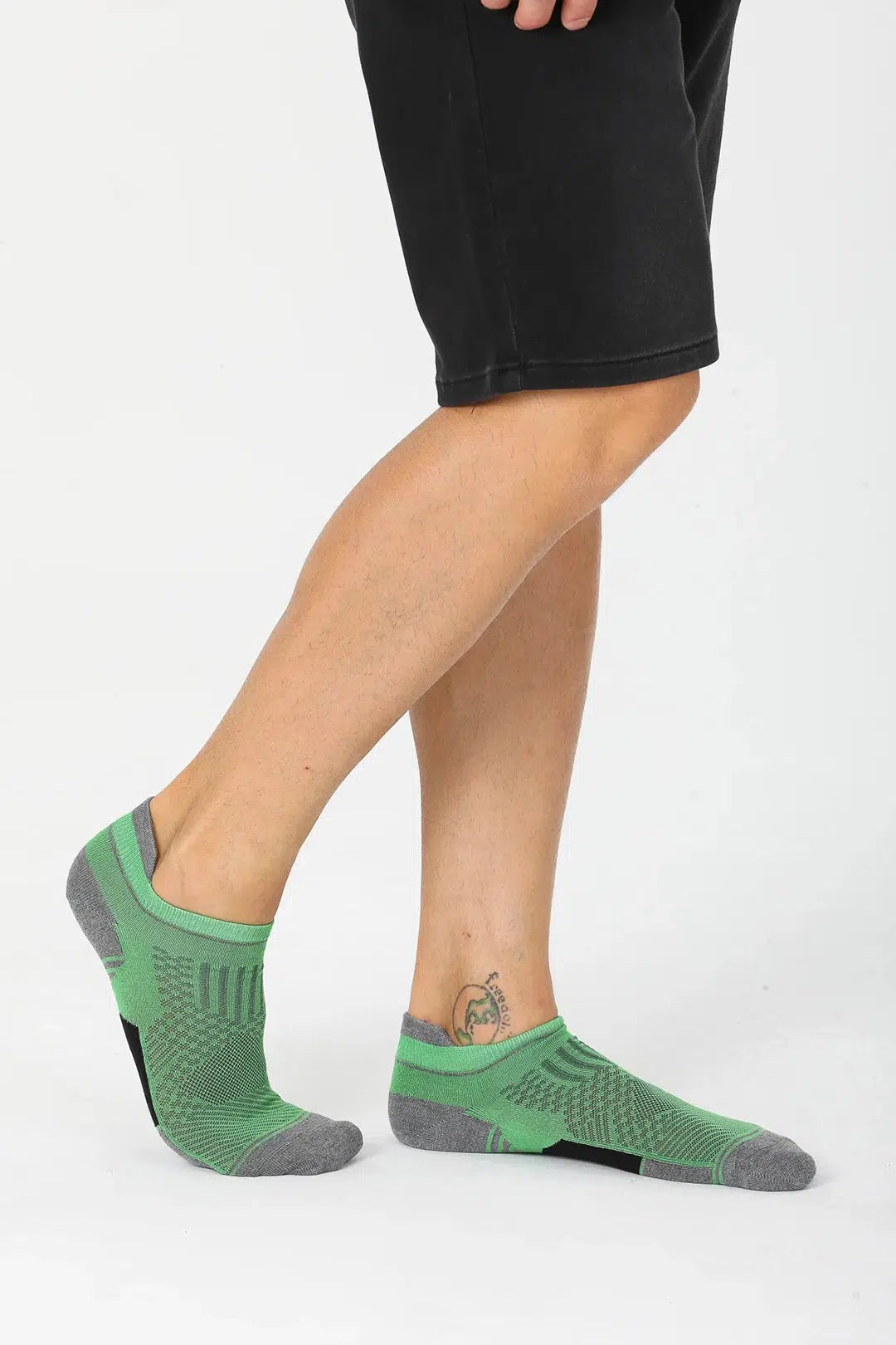 GoWith-men-green-low-cut-athletic-socks