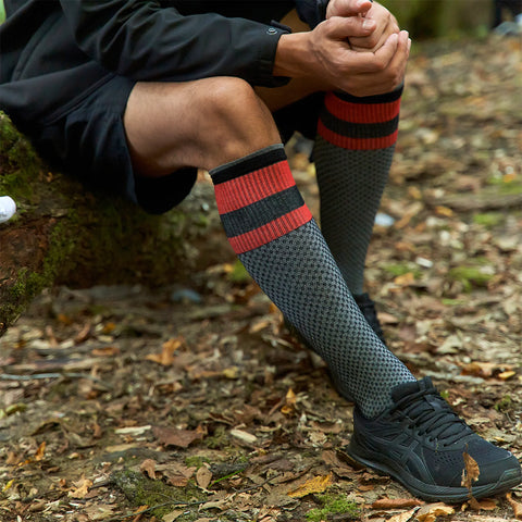 GoWith summer compression socks for trekking