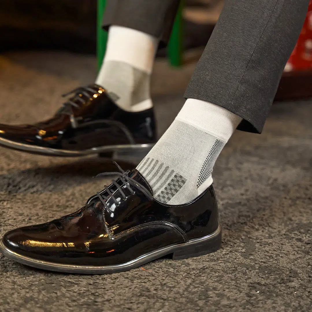 GoWith-white-bamboo-dress-socks